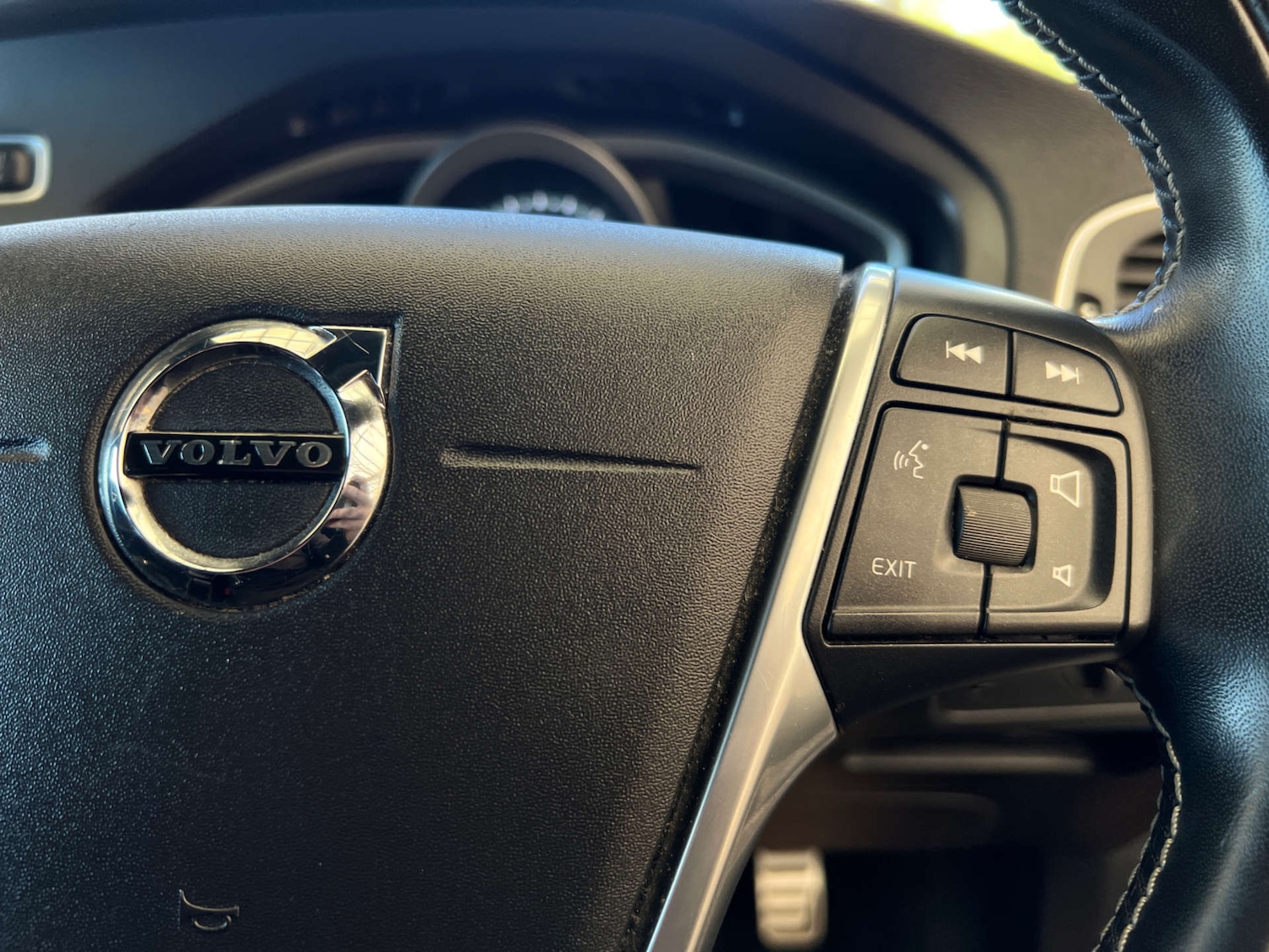 Used Volvo V40 2019 for sale - 78146021: Photo 13