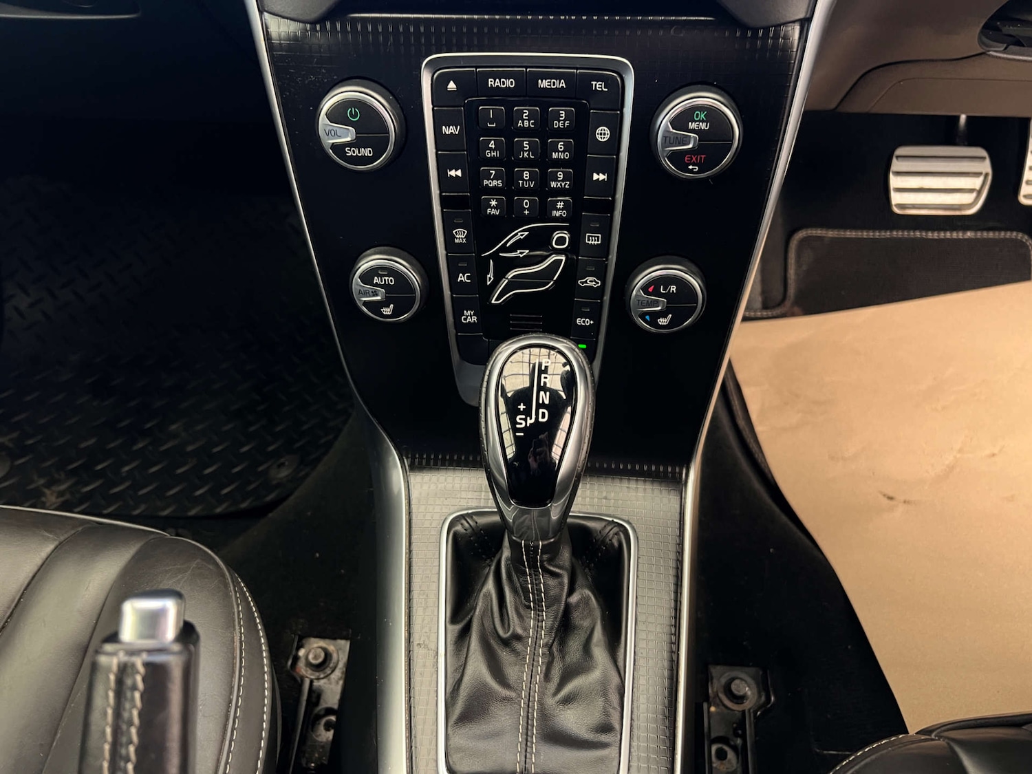 Used Volvo V40 2019 for sale - 78146021: Photo 19