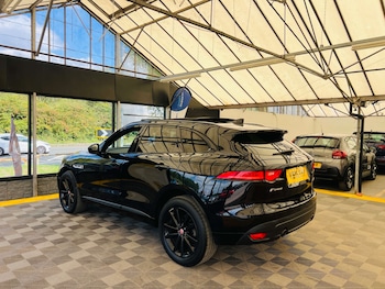 Used Jaguar F-Pace 2018 for sale - 75470086: Photo