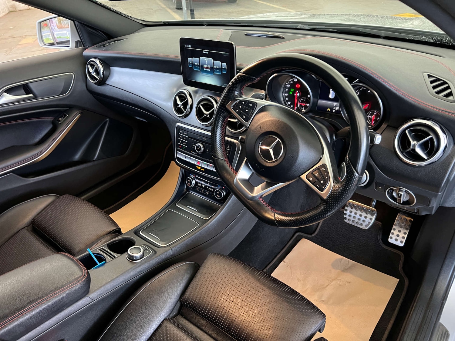 Used Mercedes-Benz GLA 2017 for sale - 76363972: Photo 10