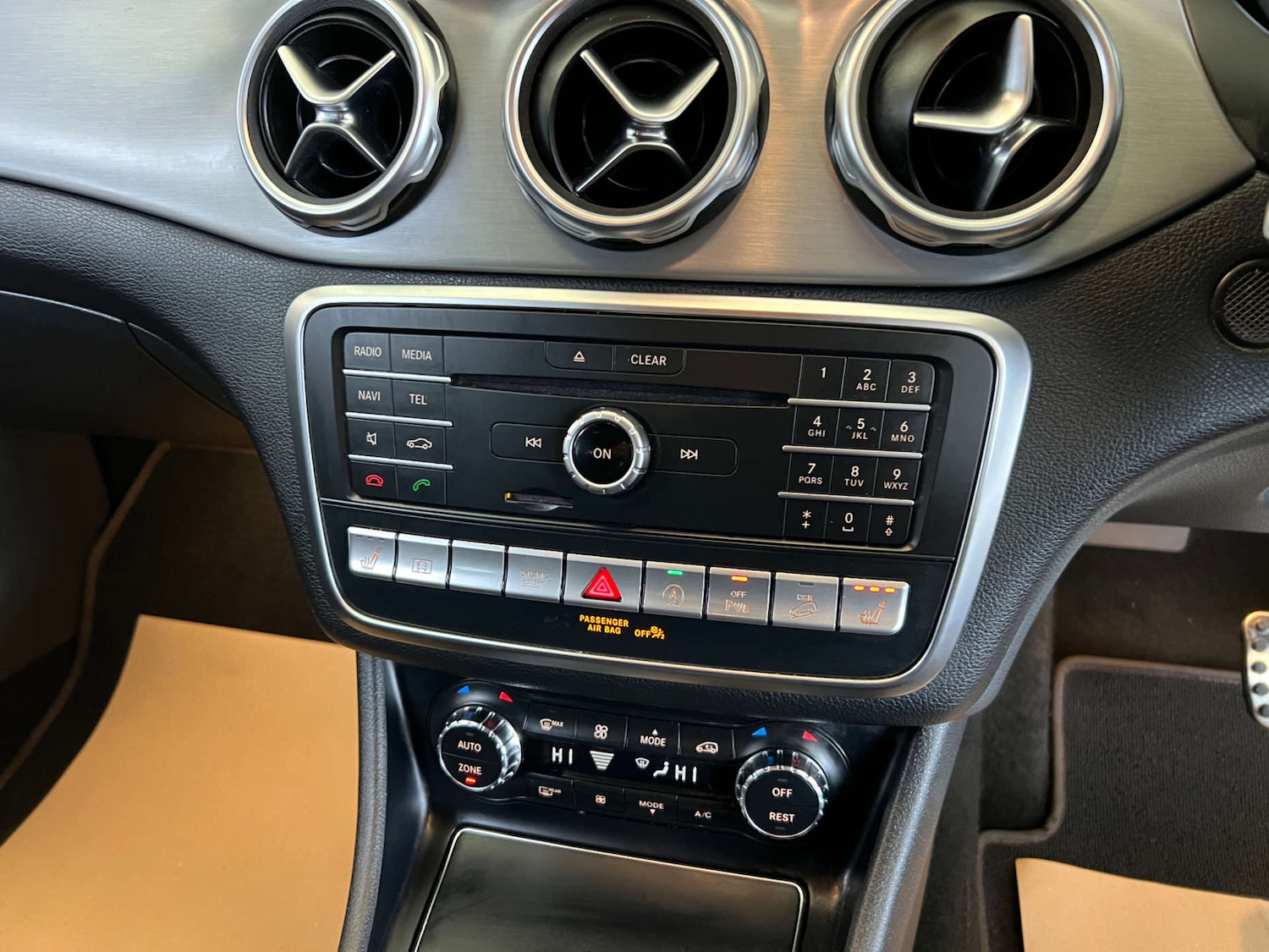 Used Mercedes-Benz GLA 2017 for sale - 76363972: Photo 18