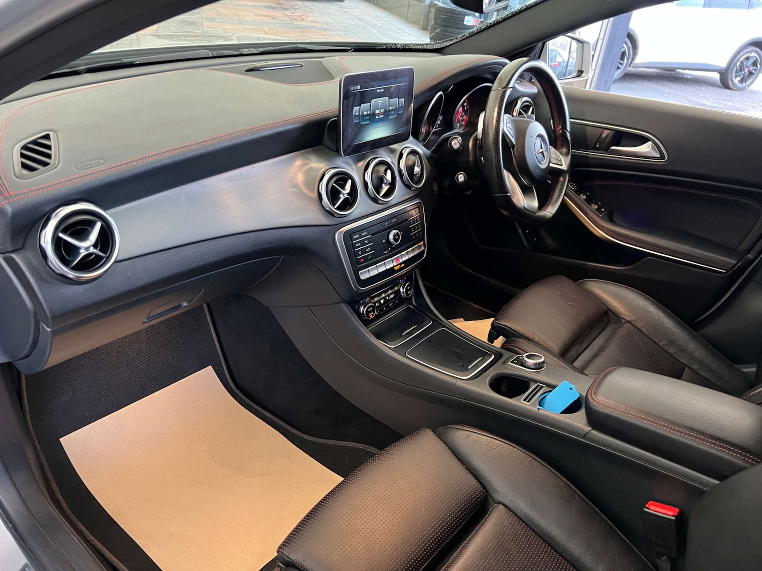 Used Mercedes-Benz GLA 2017 for sale - 76363972: Photo 24