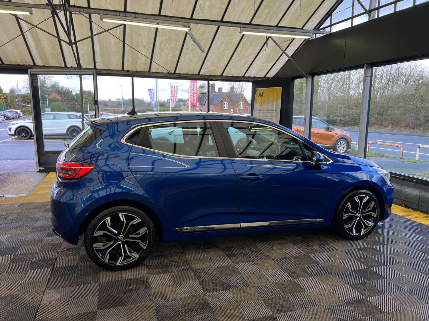 Used Renault Clio 2022 for sale - 77523125: Photo 9