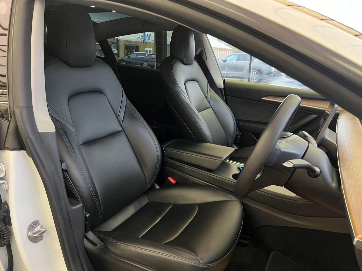 Used Tesla Model 3 2021 for sale - 78196800: Photo 11