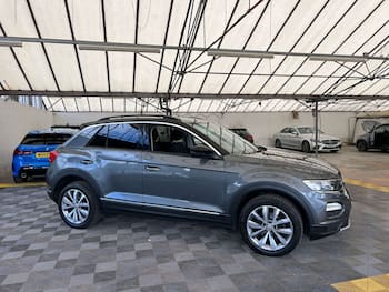 Used Volkswagen T-Roc 2019 for sale - 79586172: Photo