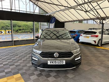 Used Volkswagen T-Roc 2019 for sale - 79586172: Photo