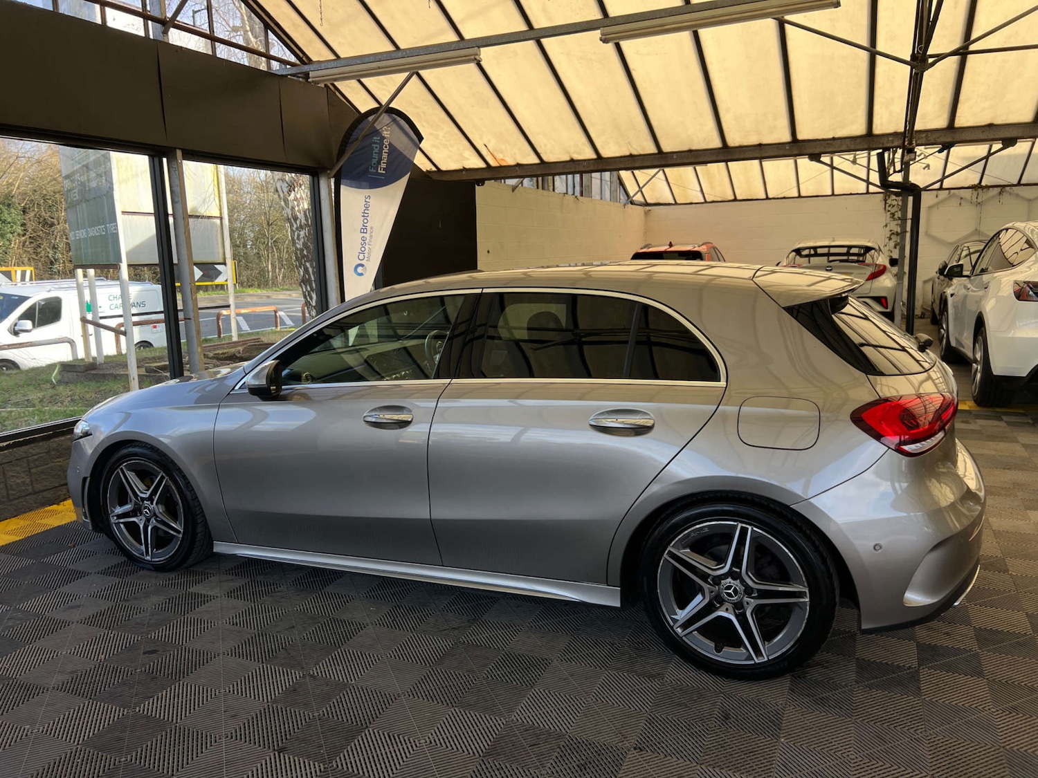 Used Mercedes-Benz A-Class 2019 for sale - 77656597: Photo 5