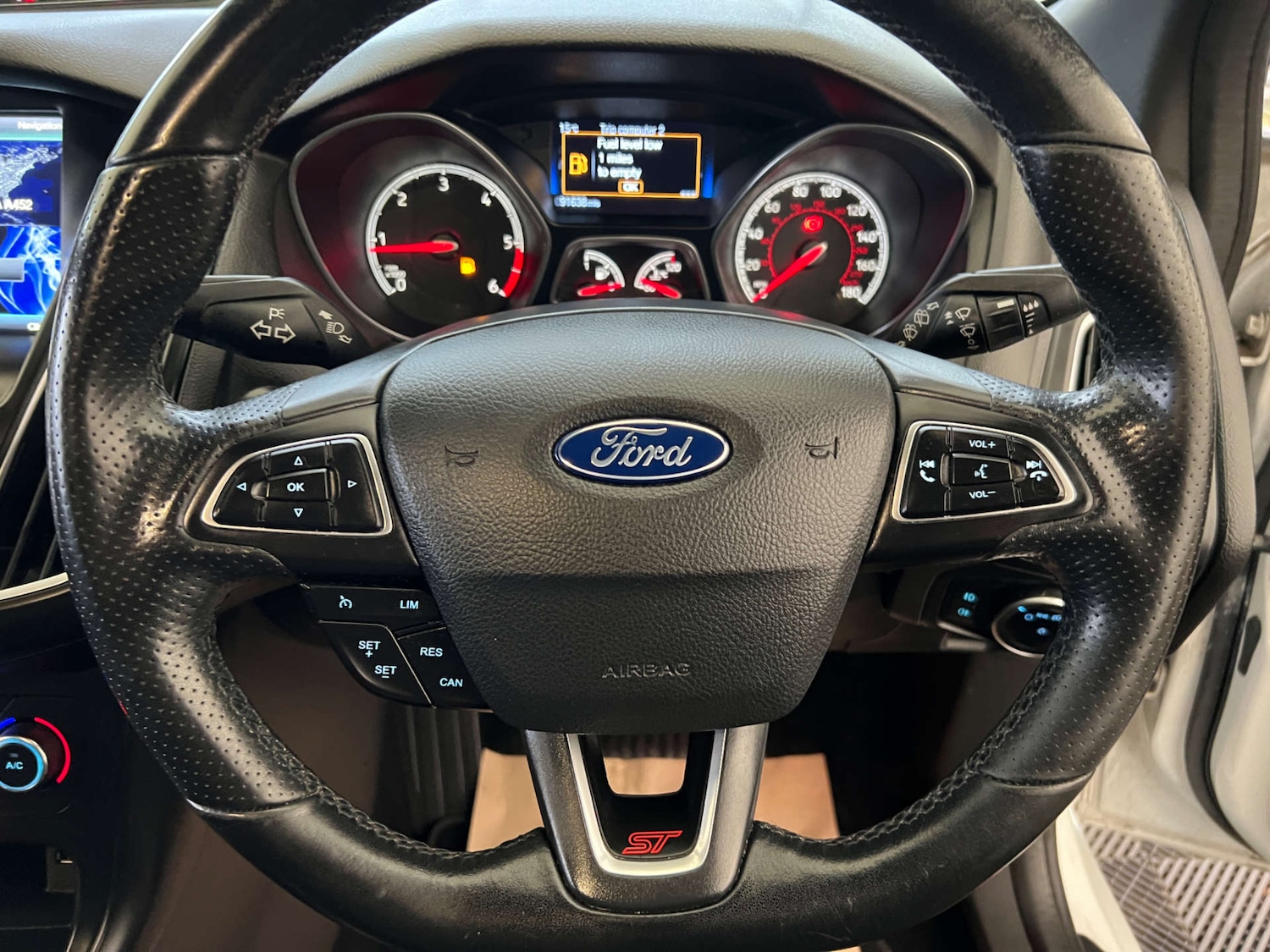 Used Ford Focus 2016 for sale - 76437889: Photo 12