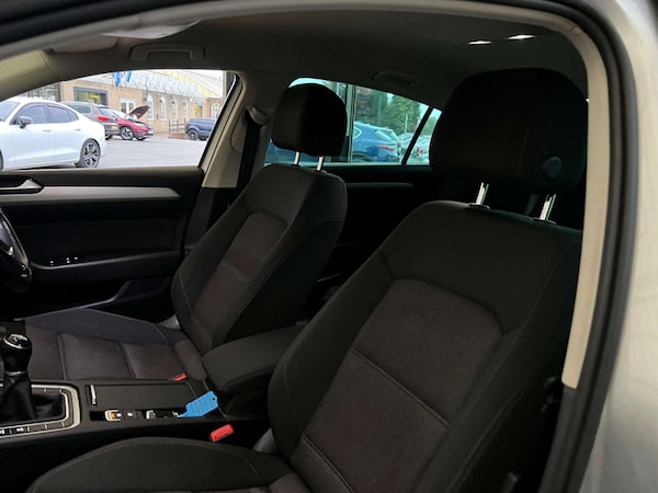 Used Volkswagen Passat 2016 for sale - 76311262: Photo 25