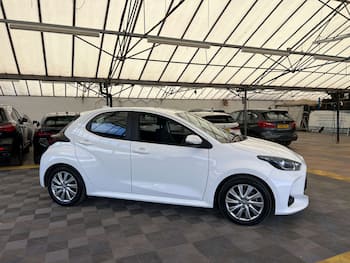 Used Toyota Yaris 2023 for sale - 79625248: Photo