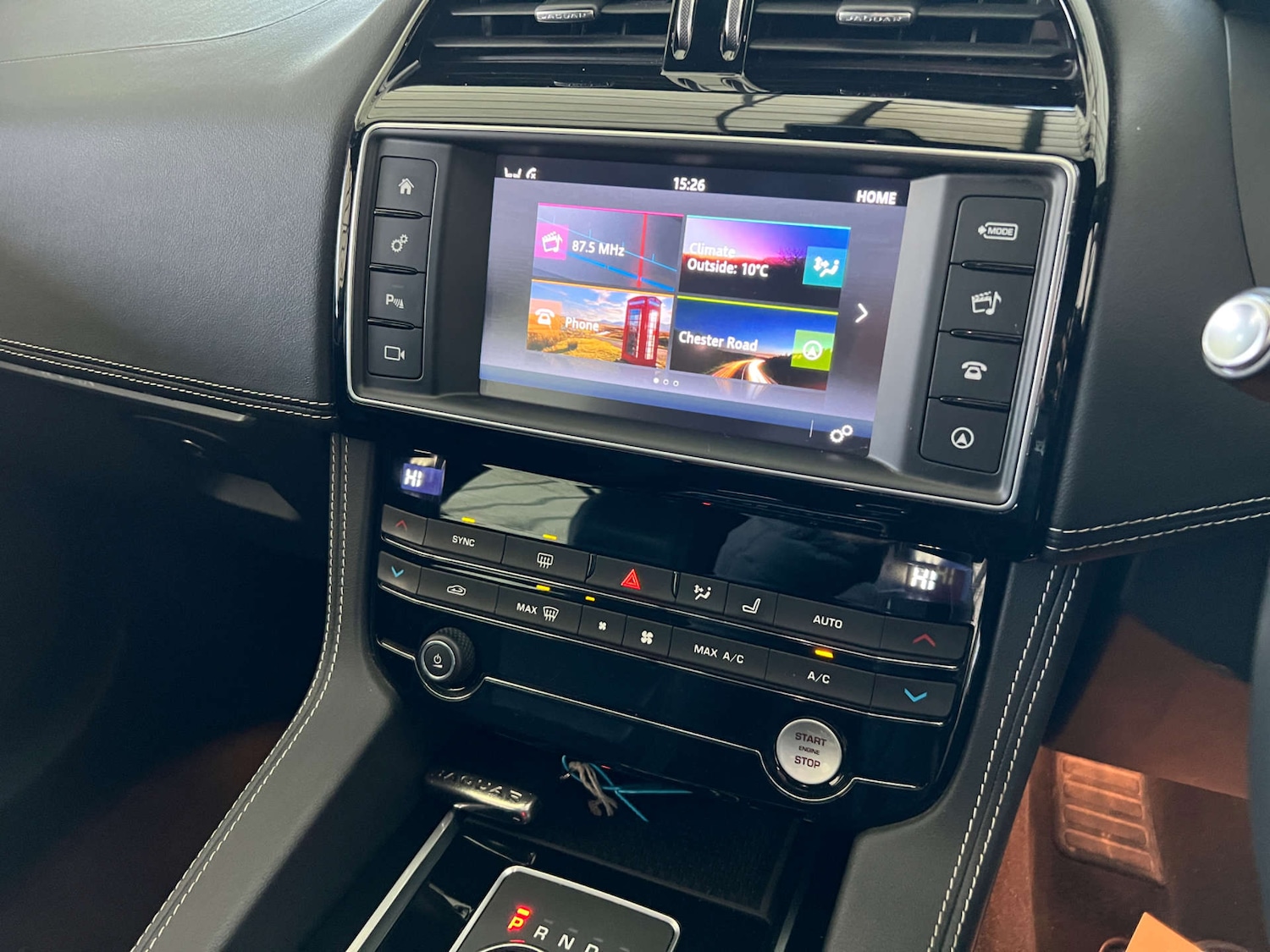 Used Jaguar F-Pace 2017 for sale - 76910563: Photo 18