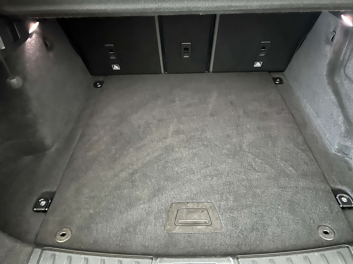 Used Jaguar F-Pace 2017 for sale - 76910563: Photo 29