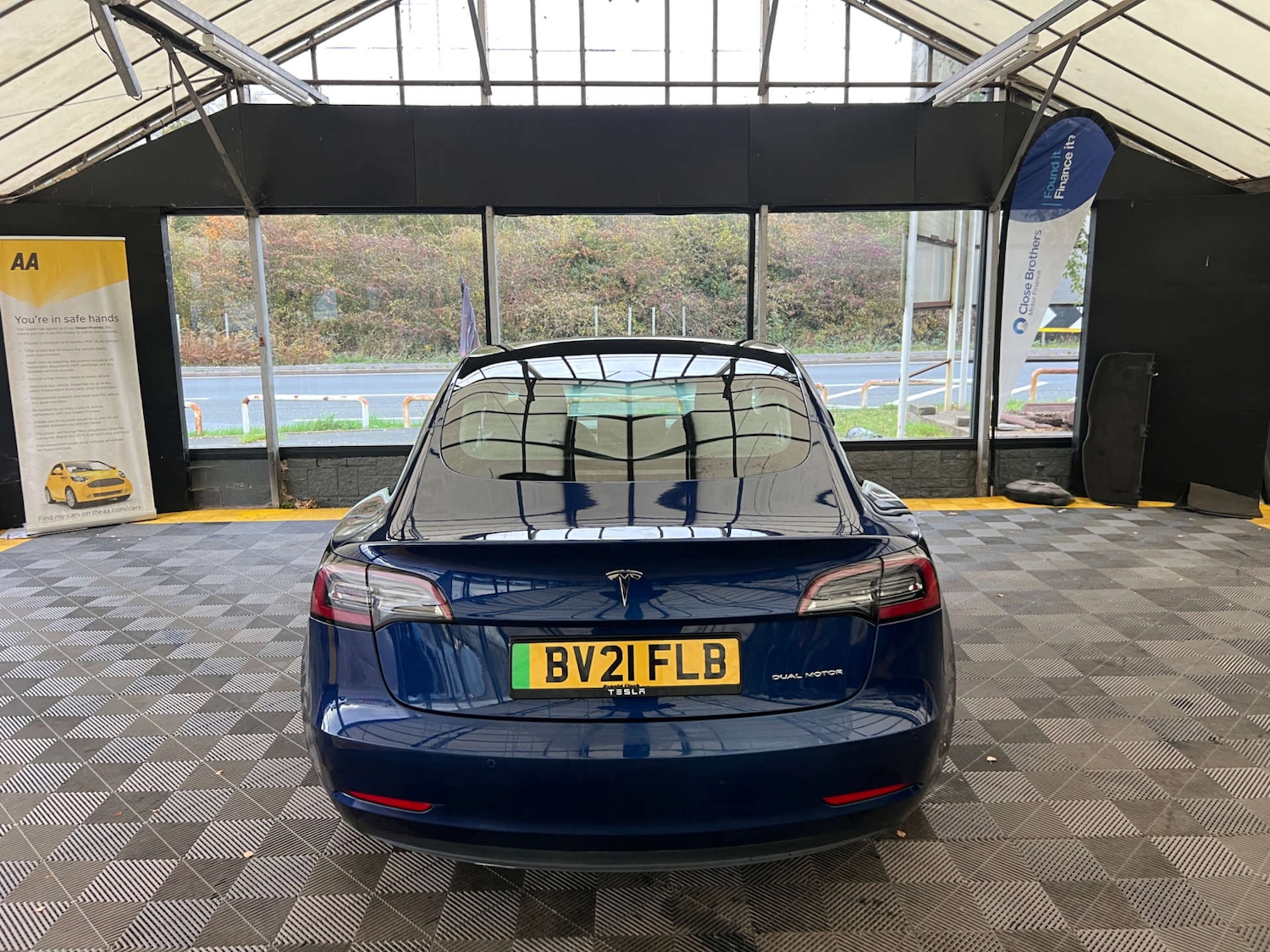 Used Tesla Model 3 2021 for sale - 76339959: Photo 7