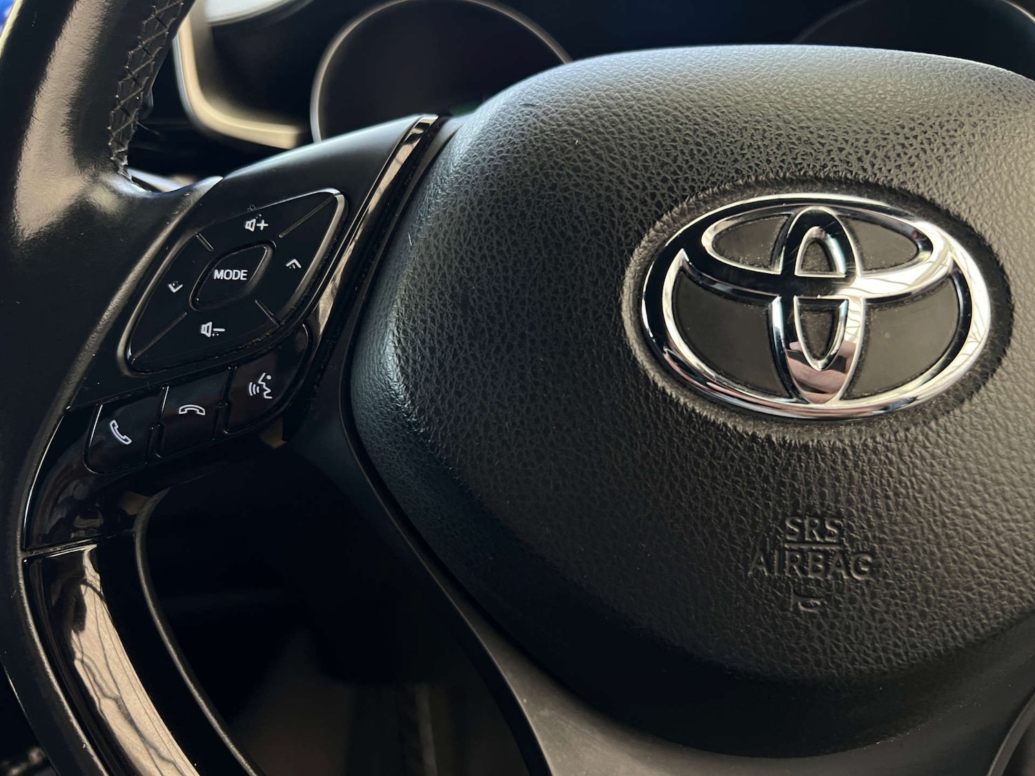 Used Toyota C-HR 2018 for sale - 78032038: Photo 13