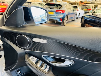 Used Mercedes-Benz C-Class 2017 for sale - 75950136: Photo