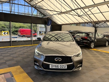 Used Infiniti Q30 2017 for sale - 79504406: Photo