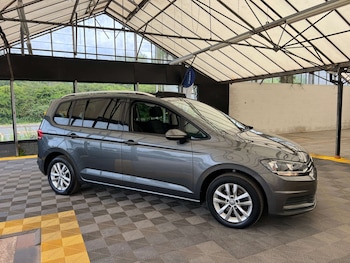 Used Volkswagen Touran 2019 for sale - 78740091: Photo