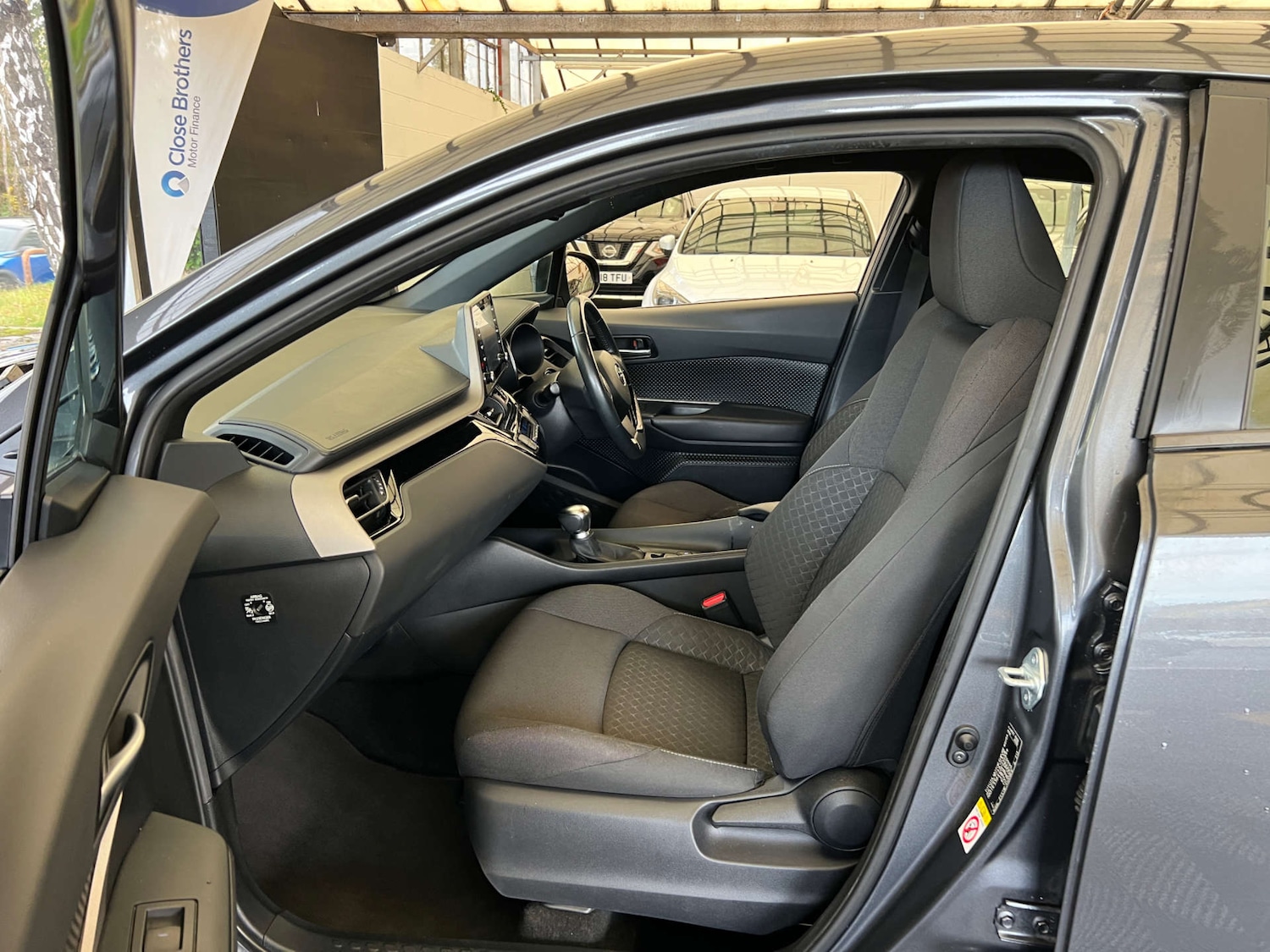 Used Toyota C-HR 2020 for sale - 76412628: Photo 24