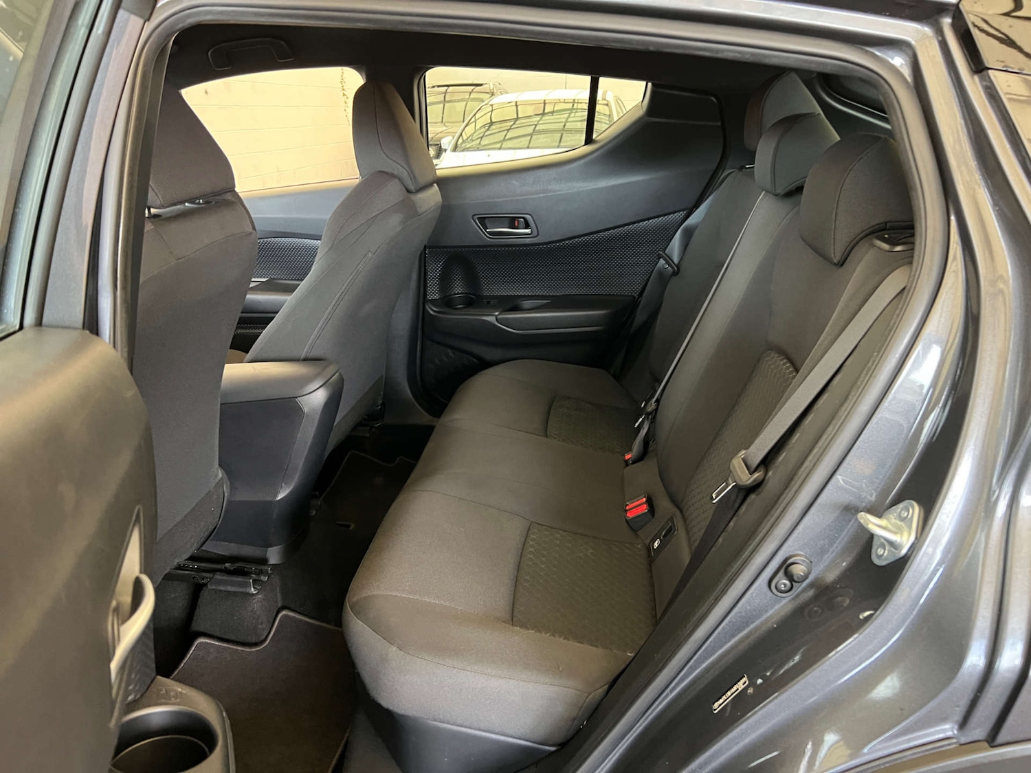 Used Toyota C-HR 2020 for sale - 76412628: Photo 29