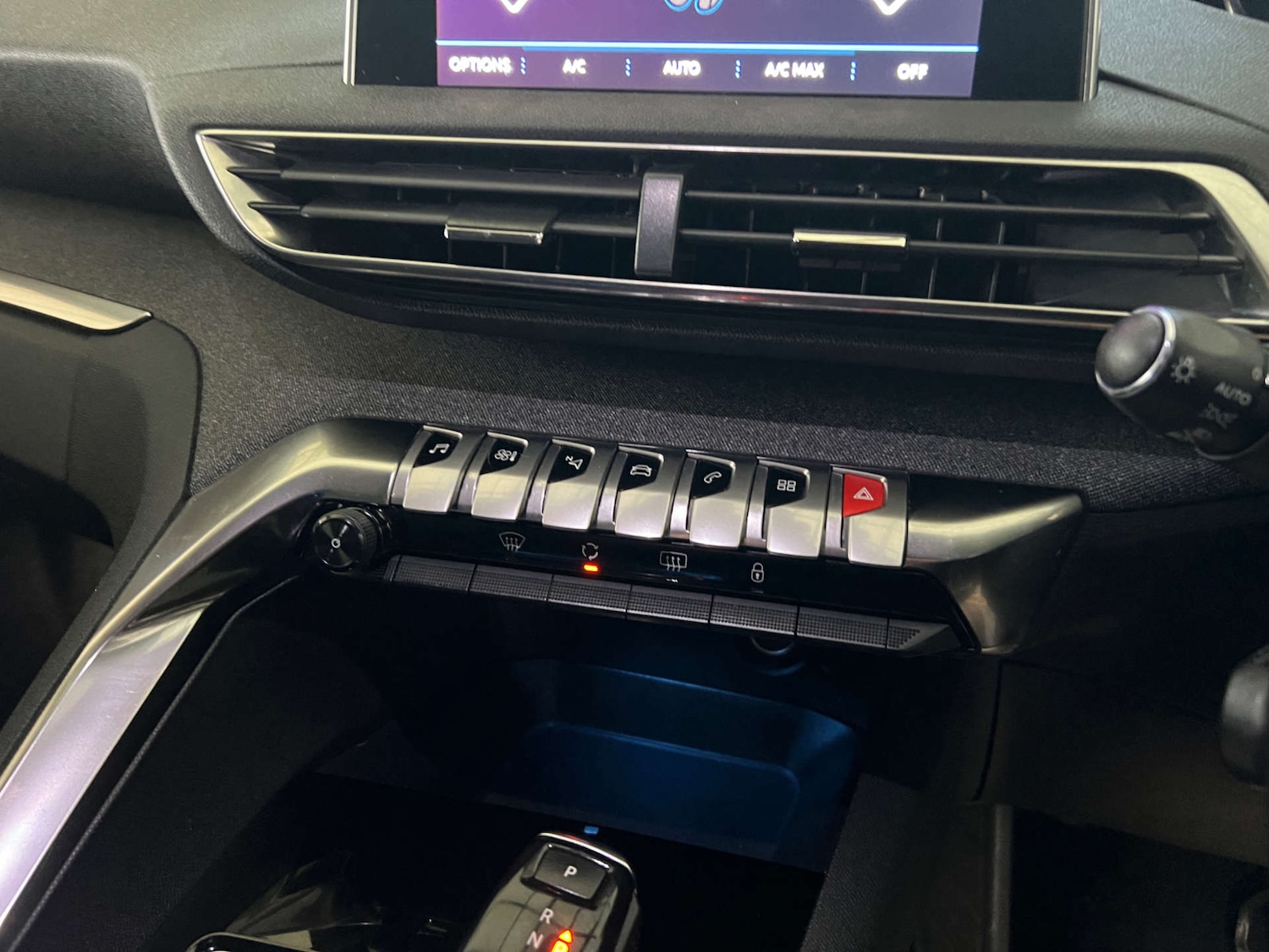 Used Peugeot 3008 2020 for sale - 76618119: Photo 17