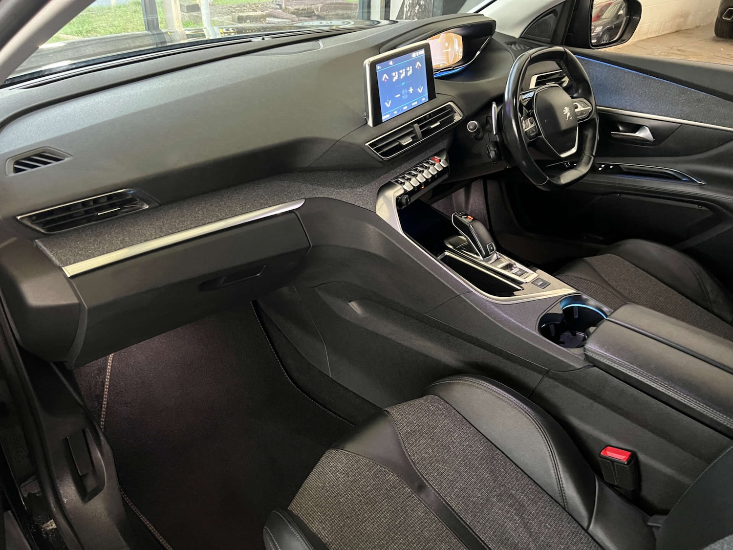 Used Peugeot 3008 2020 for sale - 76618119: Photo 24