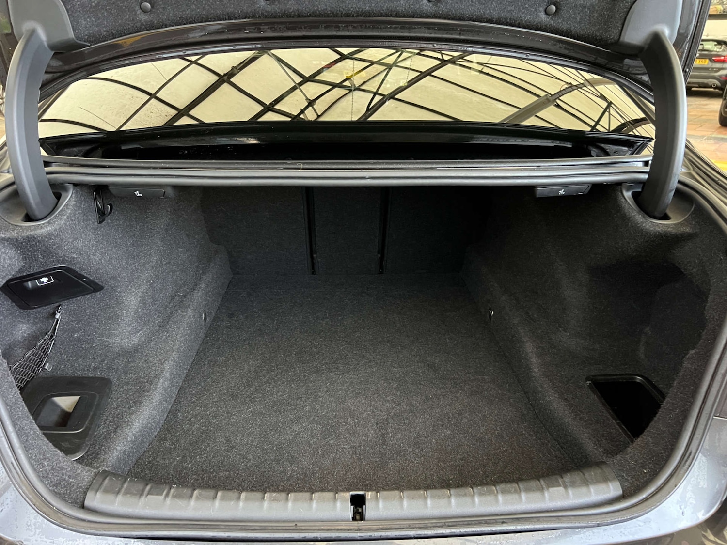 Used BMW 5 Series 2017 for sale - 76520348: Photo 34