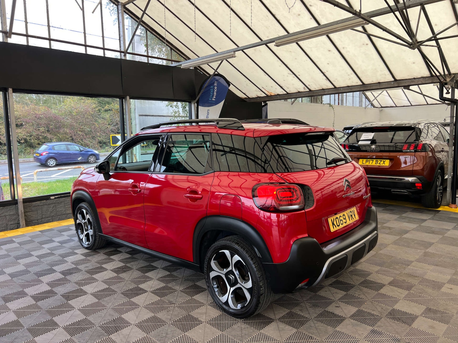 Used Citroen C3 Aircross 2020 for sale - 76601844: Photo 5