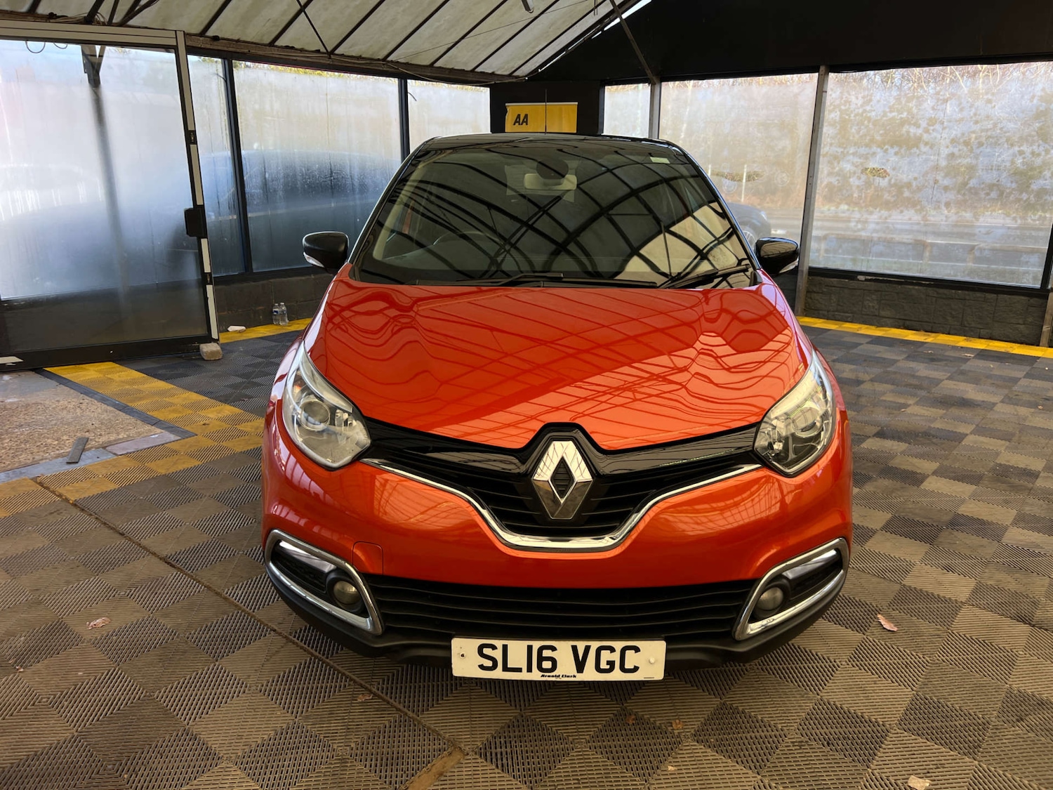 Used Renault Captur 2016 for sale - 77357541: Photo 4