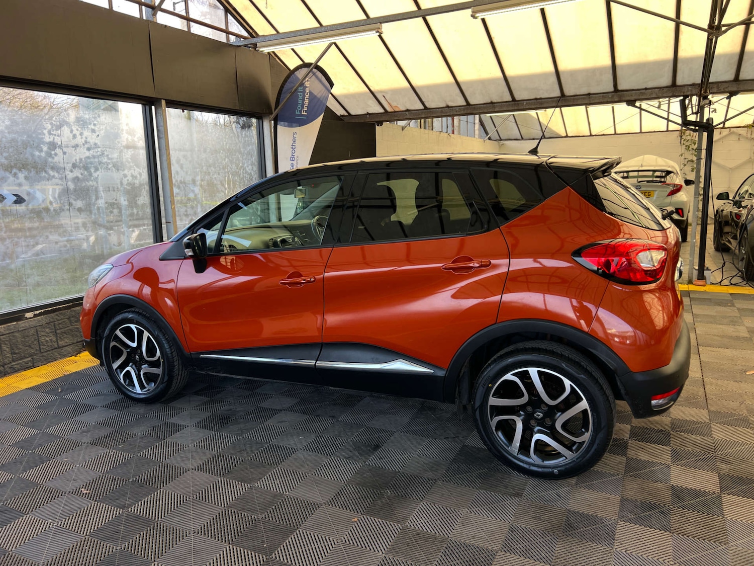 Used Renault Captur 2016 for sale - 77357541: Photo 7