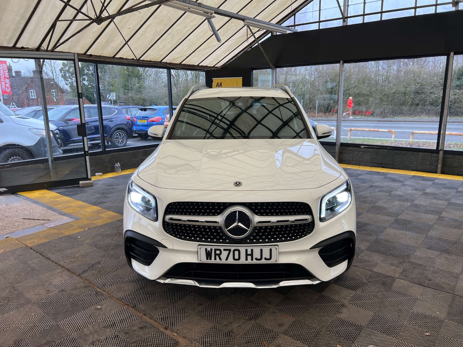 Used Mercedes-Benz GLB 2021 for sale - 77610601: Photo 4