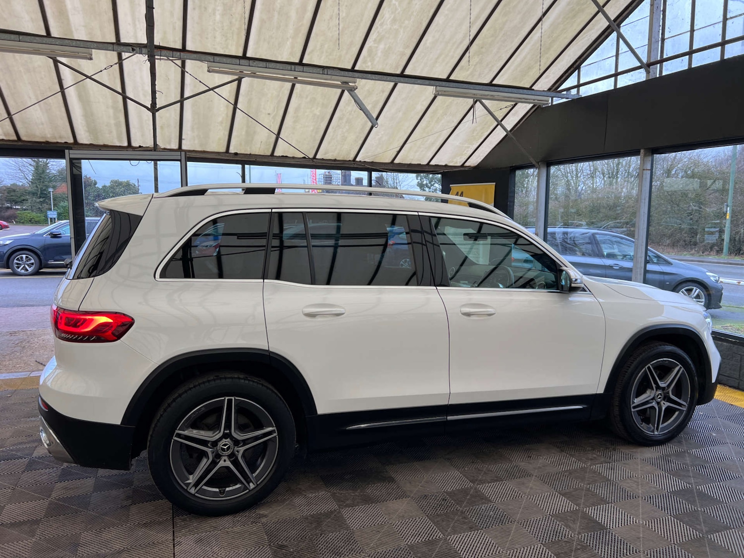 Used Mercedes-Benz GLB 2021 for sale - 77610601: Photo 9