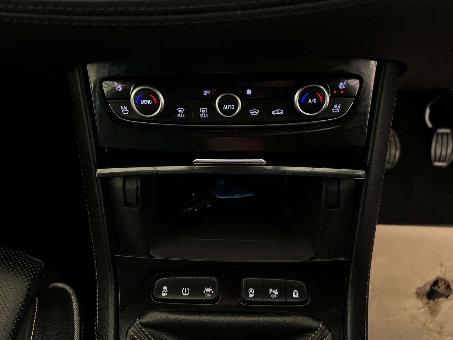 Used Vauxhall Grandland X 2018 for sale - 77688296: Photo 24