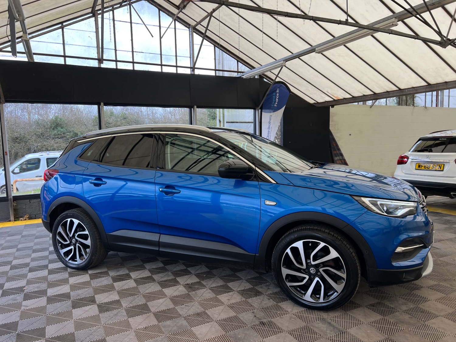 Used Vauxhall Grandland X 2018 for sale - 77688296: Photo 3