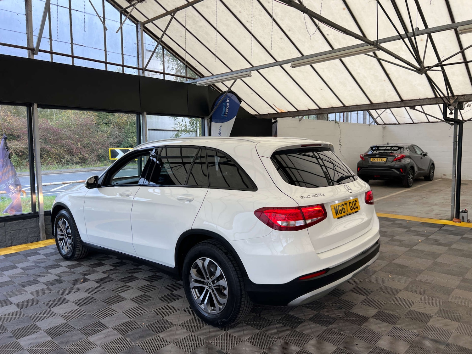 Used Mercedes-Benz GLC 2017 for sale - 76363971: Photo 5