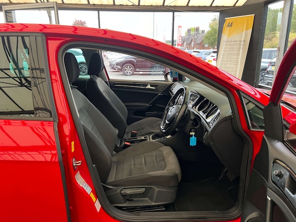 Used Volkswagen Golf 2019 for sale - 76231882: Photo 10