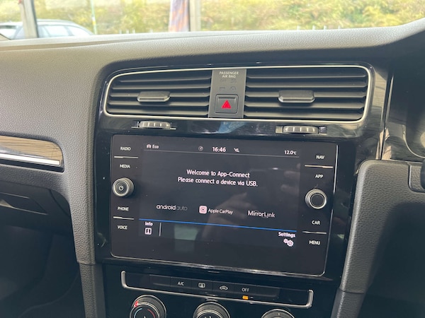 Used Volkswagen Golf 2019 for sale - 76231882: Photo 18