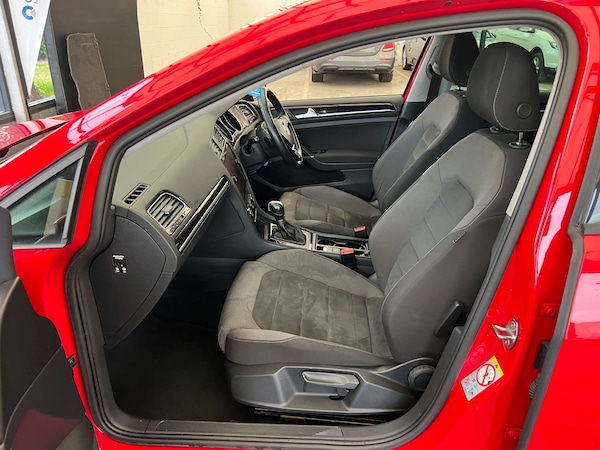 Used Volkswagen Golf 2019 for sale - 76231882: Photo 22