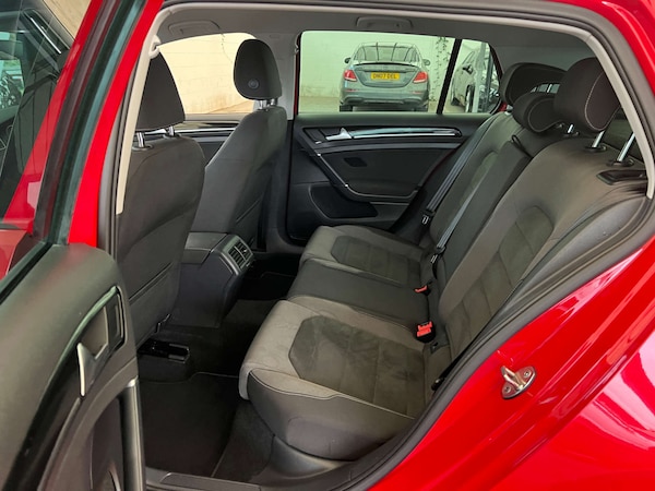 Used Volkswagen Golf 2019 for sale - 76231882: Photo 26