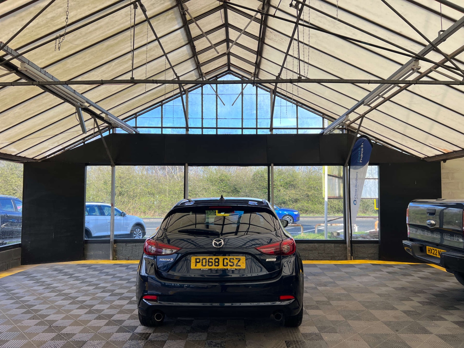 Used Mazda Mazda3 2018 for sale - 78025298: Photo 8