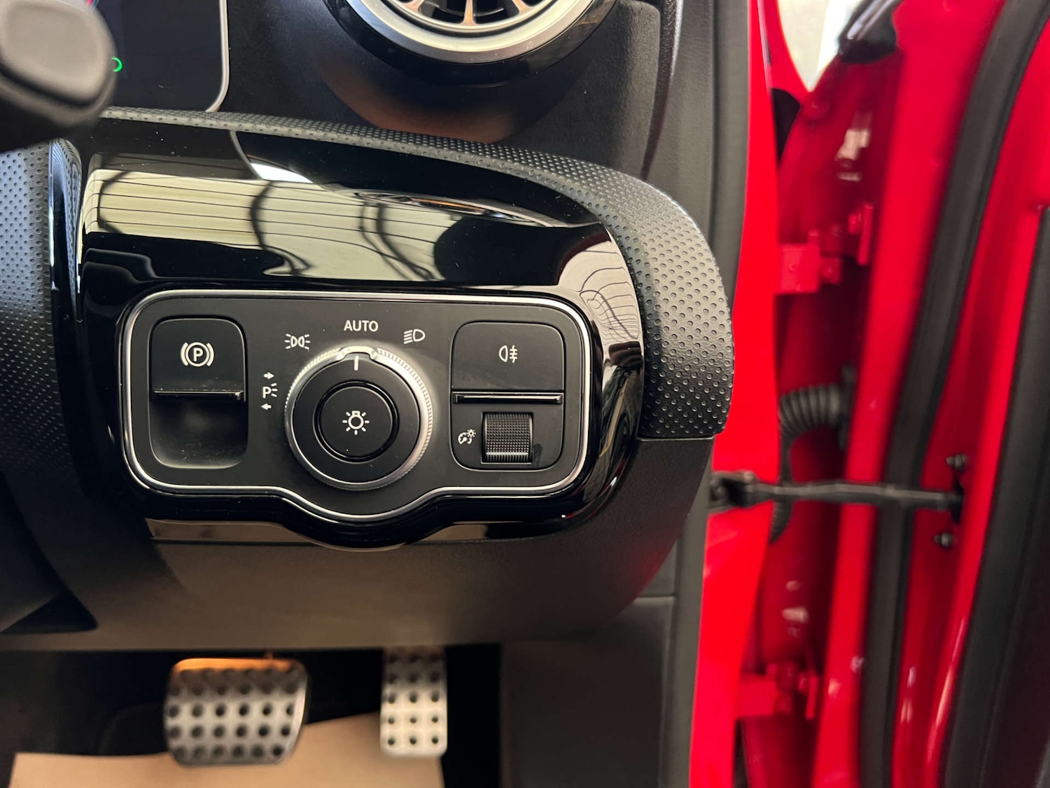 Used Mercedes-Benz A-Class 2019 for sale - 76520345: Photo 17