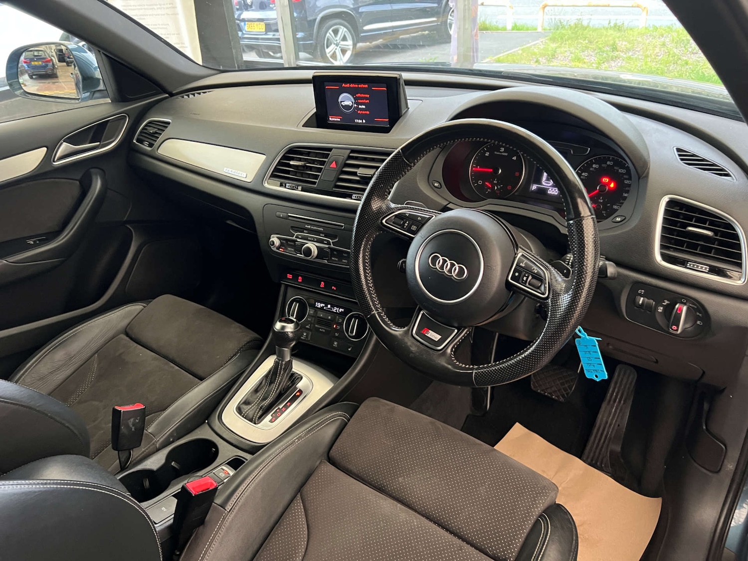 Used Audi Q3 2016 for sale - 76919184: Photo 12