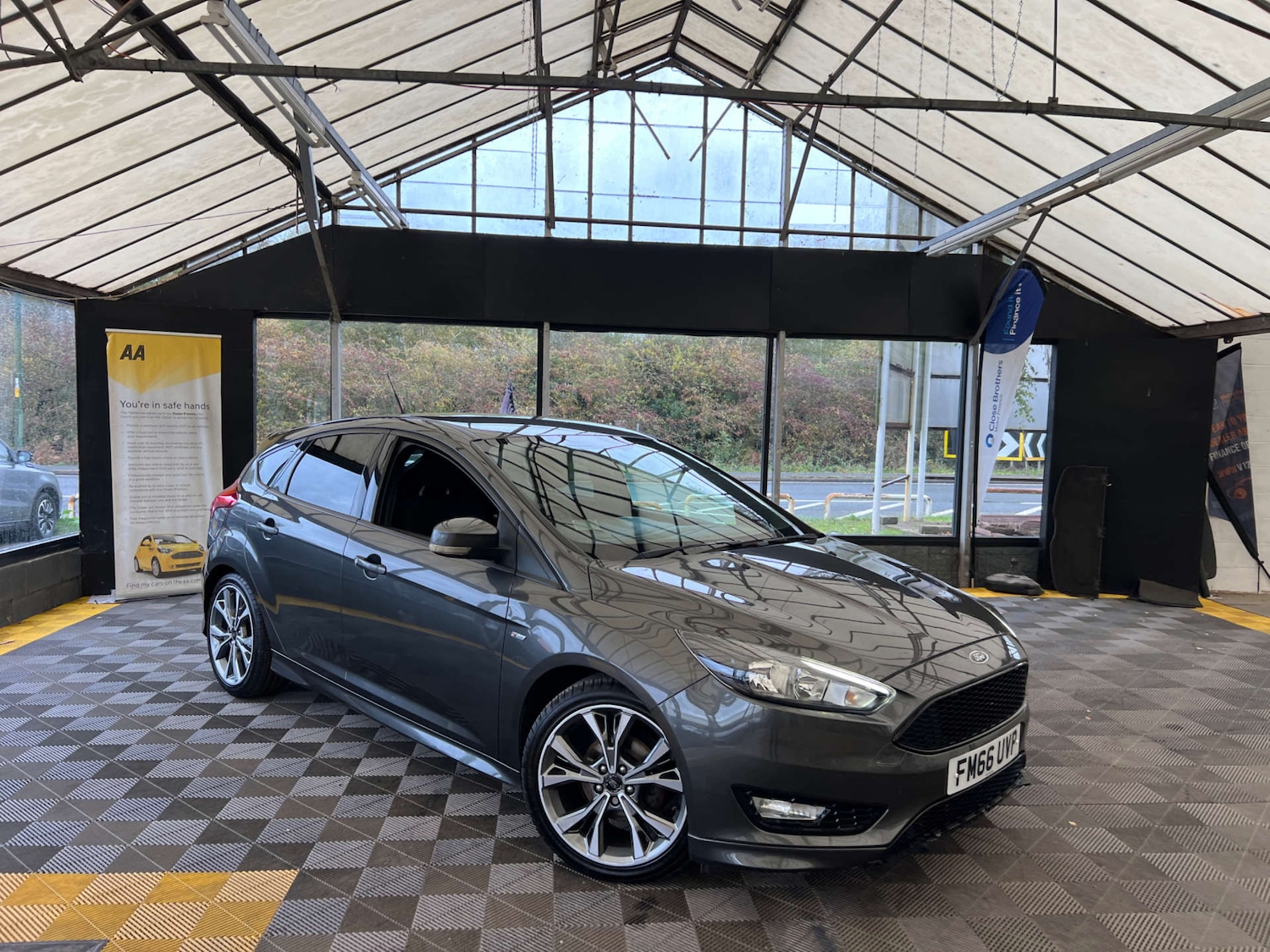 Used Ford Focus 2017 for sale - 76363980: Photo 1
