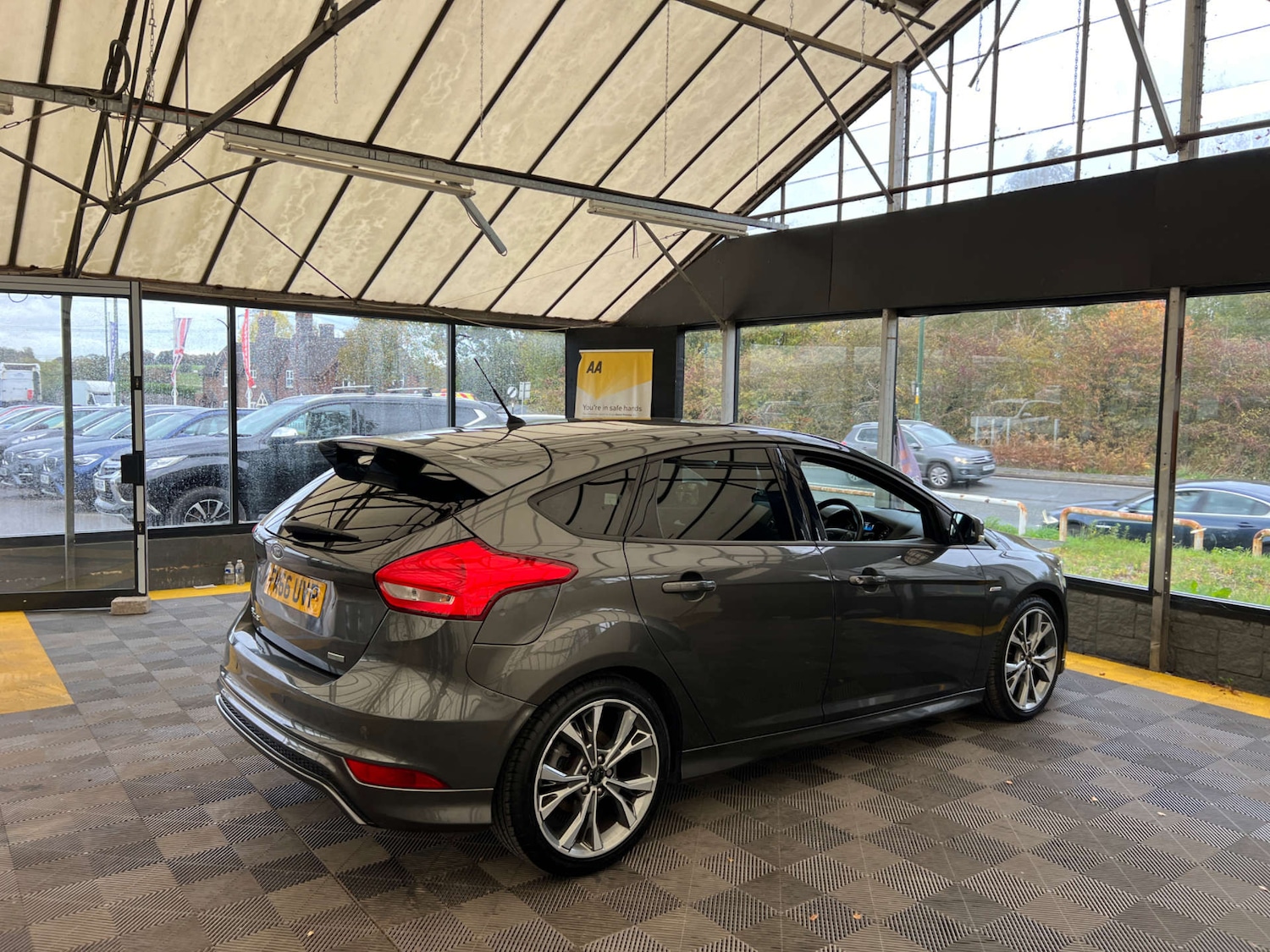 Used Ford Focus 2017 for sale - 76363980: Photo 6