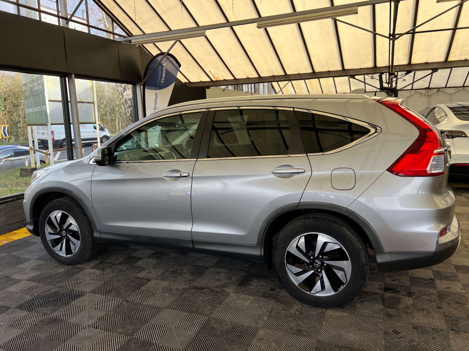 Used Honda CR-V 2016 for sale - 77628805: Photo 4