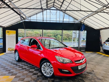 Used Vauxhall Astra 2015 for sale - 75779697: Photo