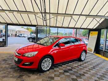 Used Vauxhall Astra 2015 for sale - 75779697: Photo