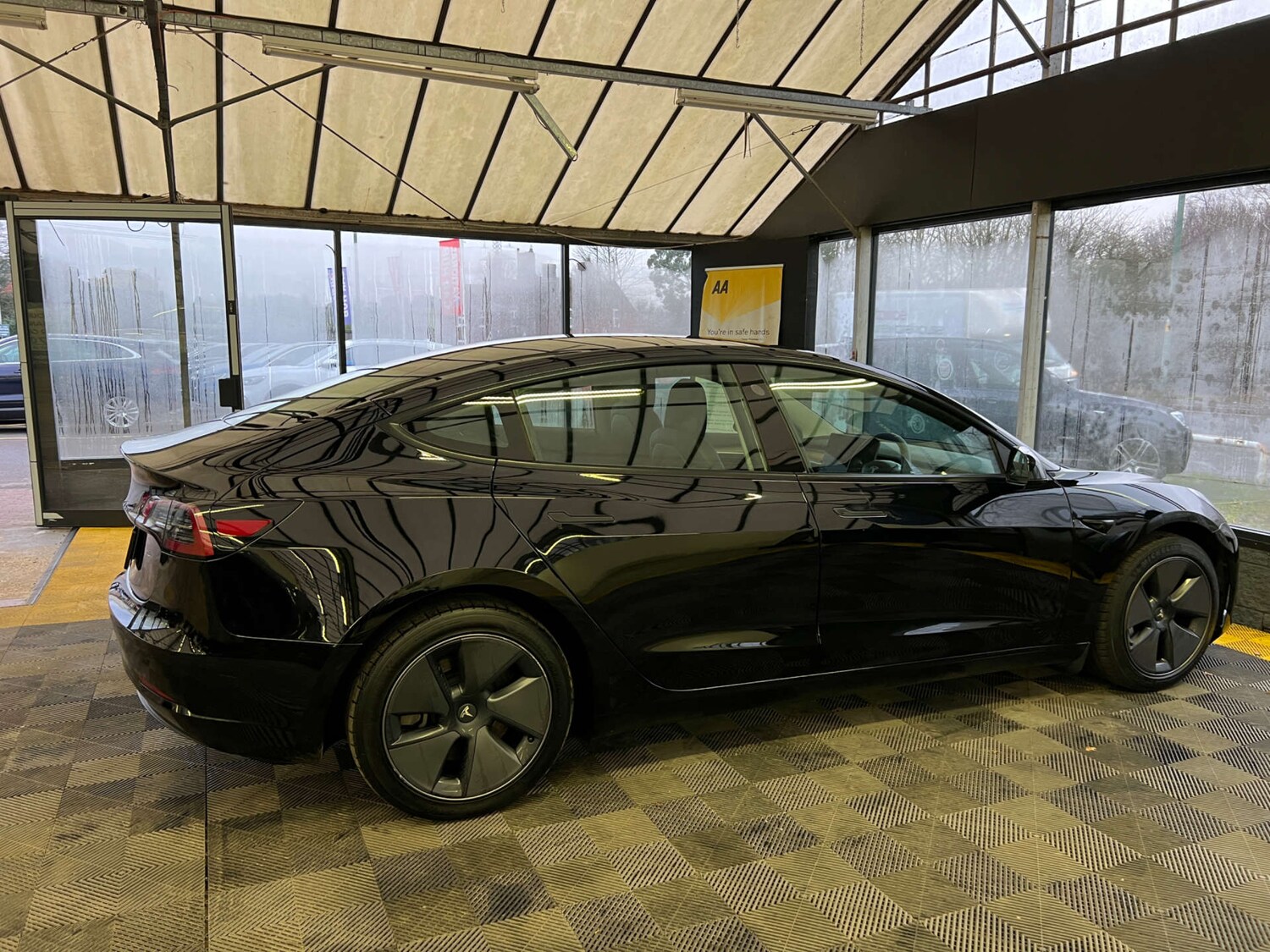 Used Tesla Model 3 2022 for sale - 77370976: Photo 9