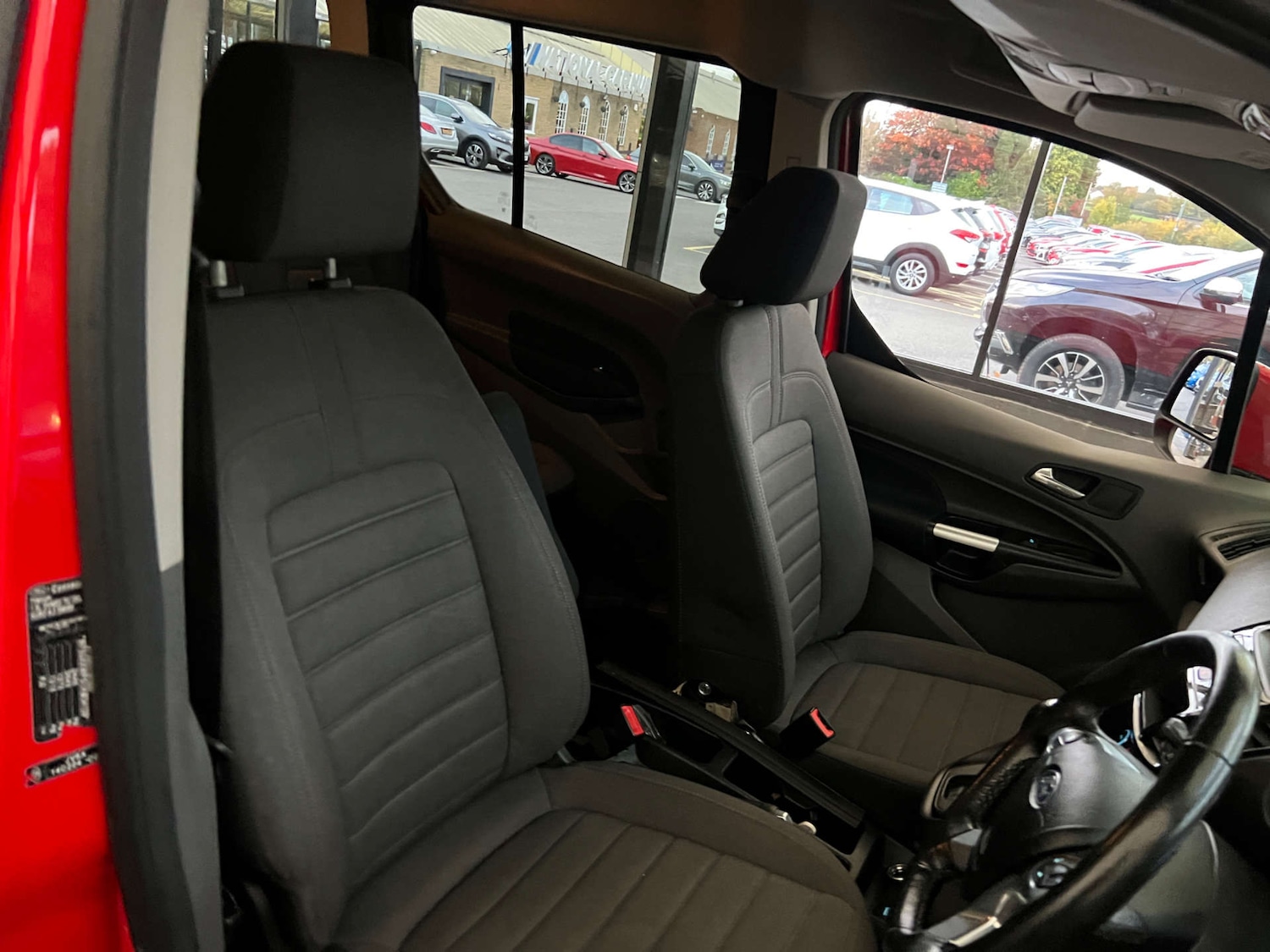 Used Ford Tourneo Connect 2020 for sale - 76339963: Photo 7