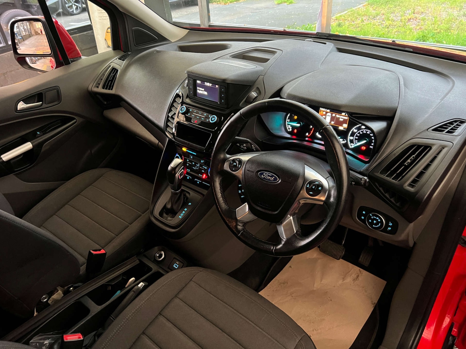 Used Ford Tourneo Connect 2020 for sale - 76339963: Photo 9