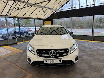 Used Mercedes-Benz GLA 2018 for sale - 77780888: Photo